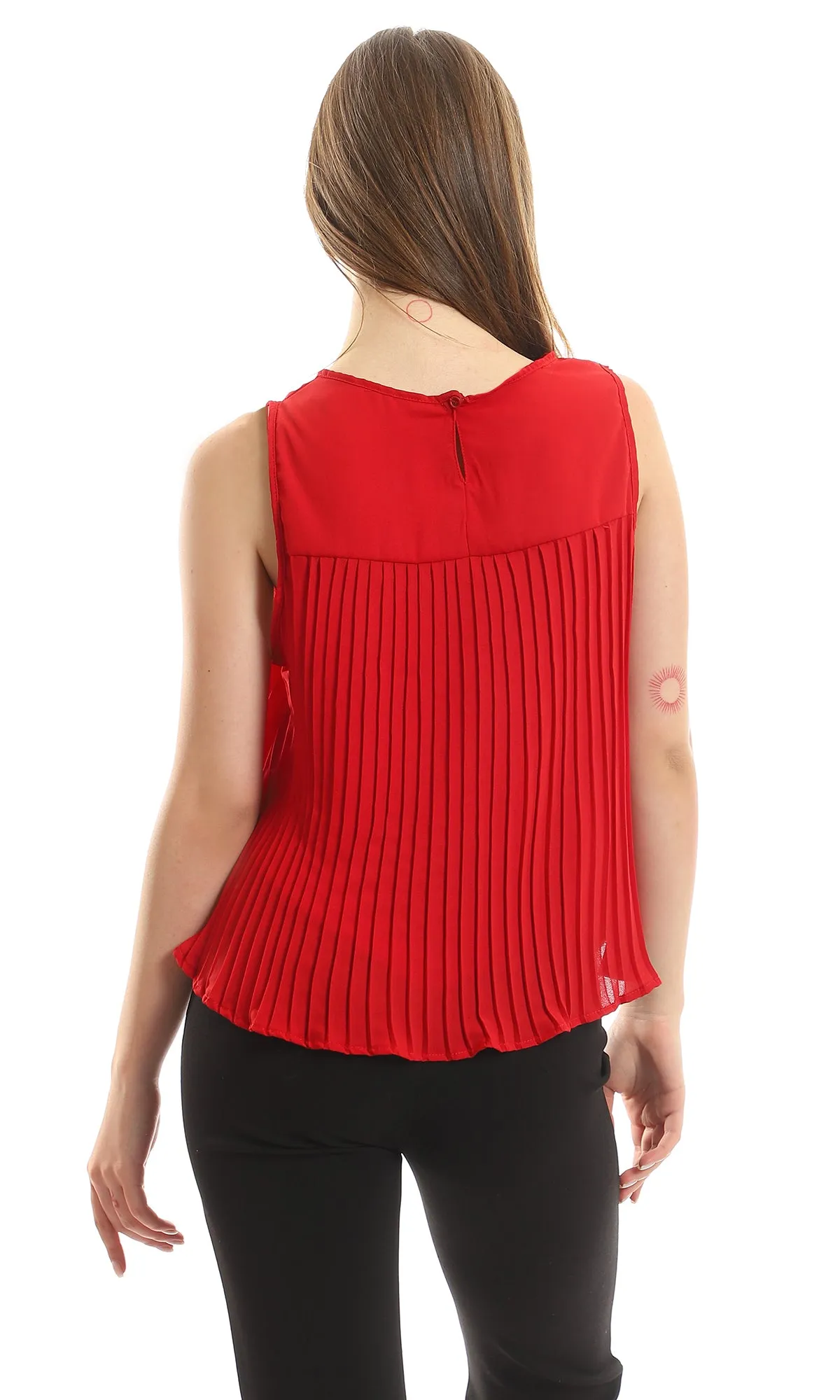 97126 Plisse Classic Red Top With Back Button