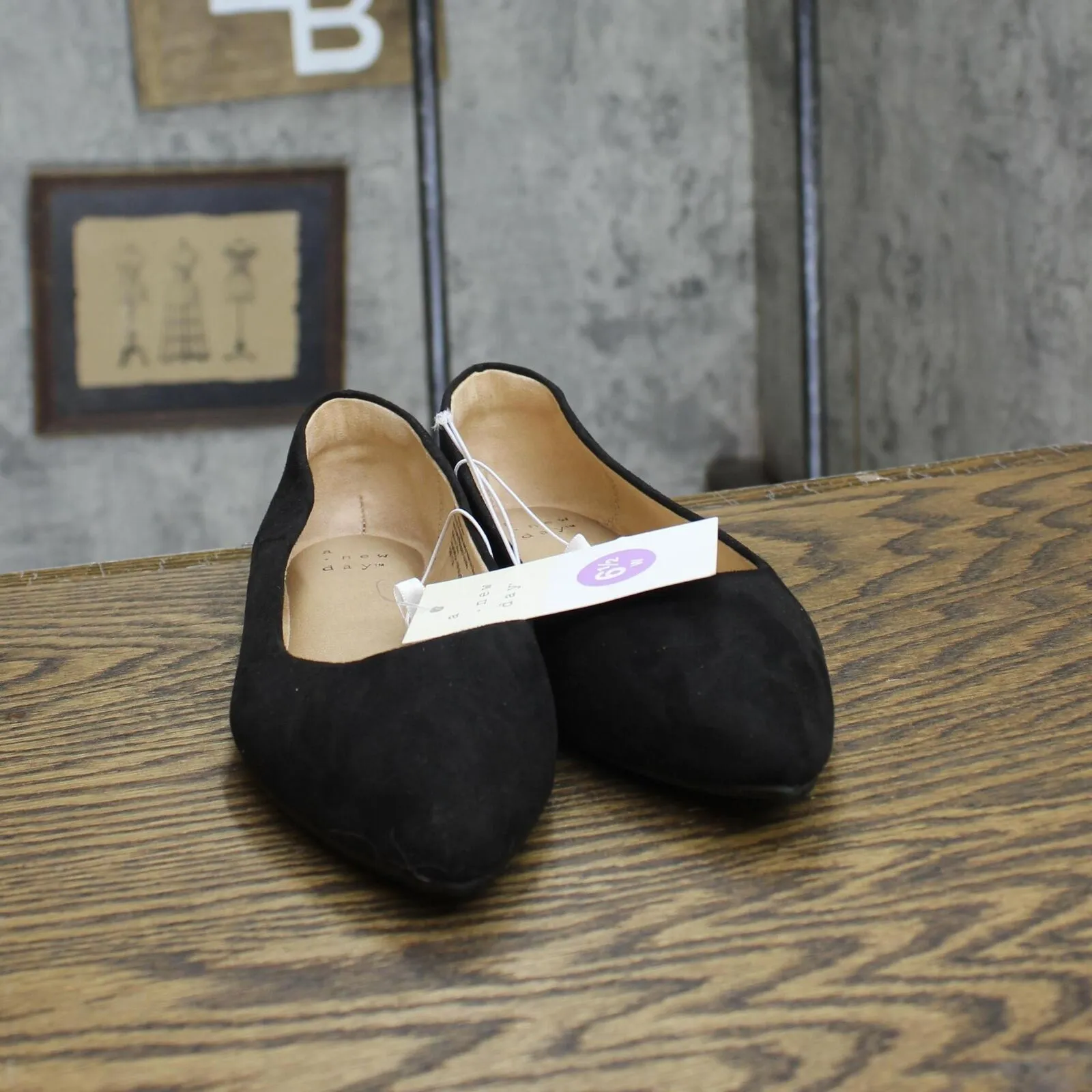 A New Day Corinna Wide Width Ballet Flats with Memory Foam Insole Black 6.5W