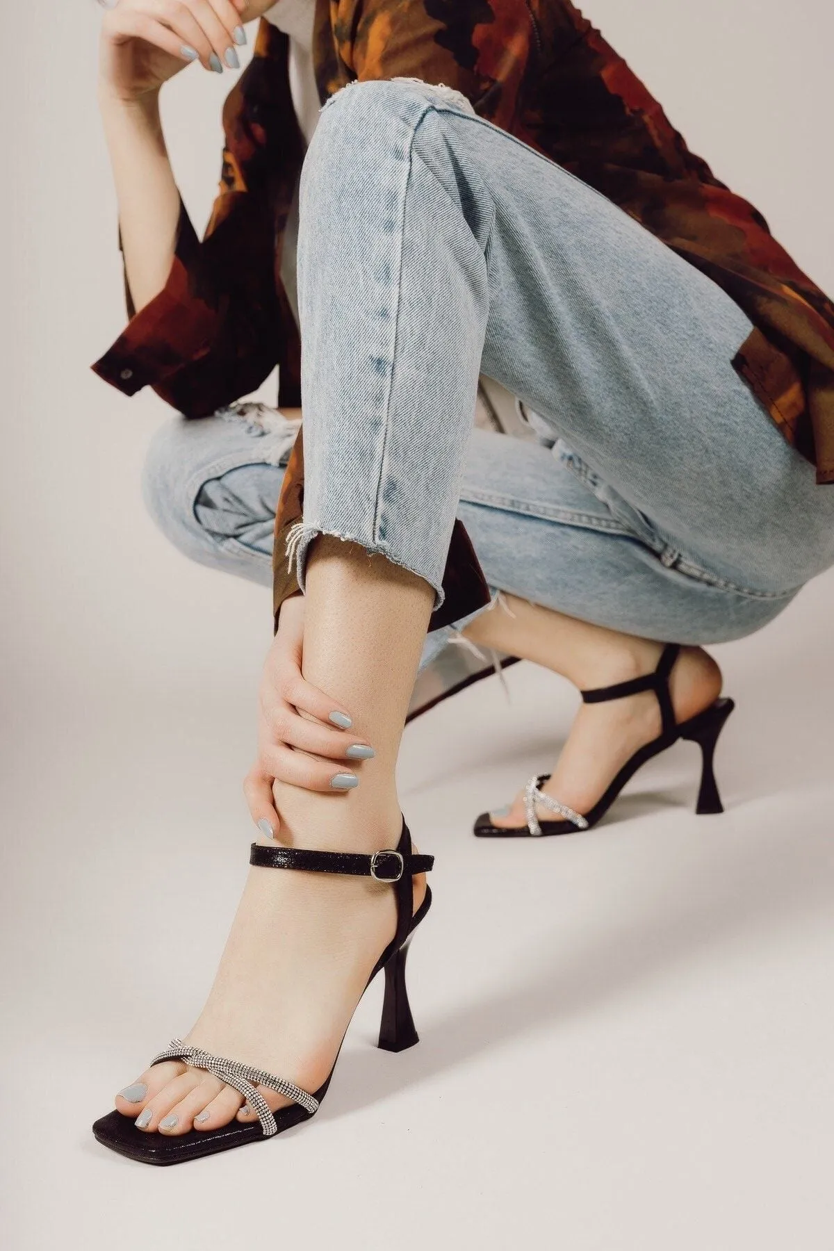 Black Sultan Women Heels Shoes 0012345