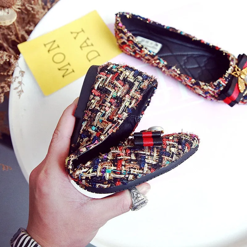 Breathable Bee Decoration Rhinestone Pointed Toe Women Flat Shoes