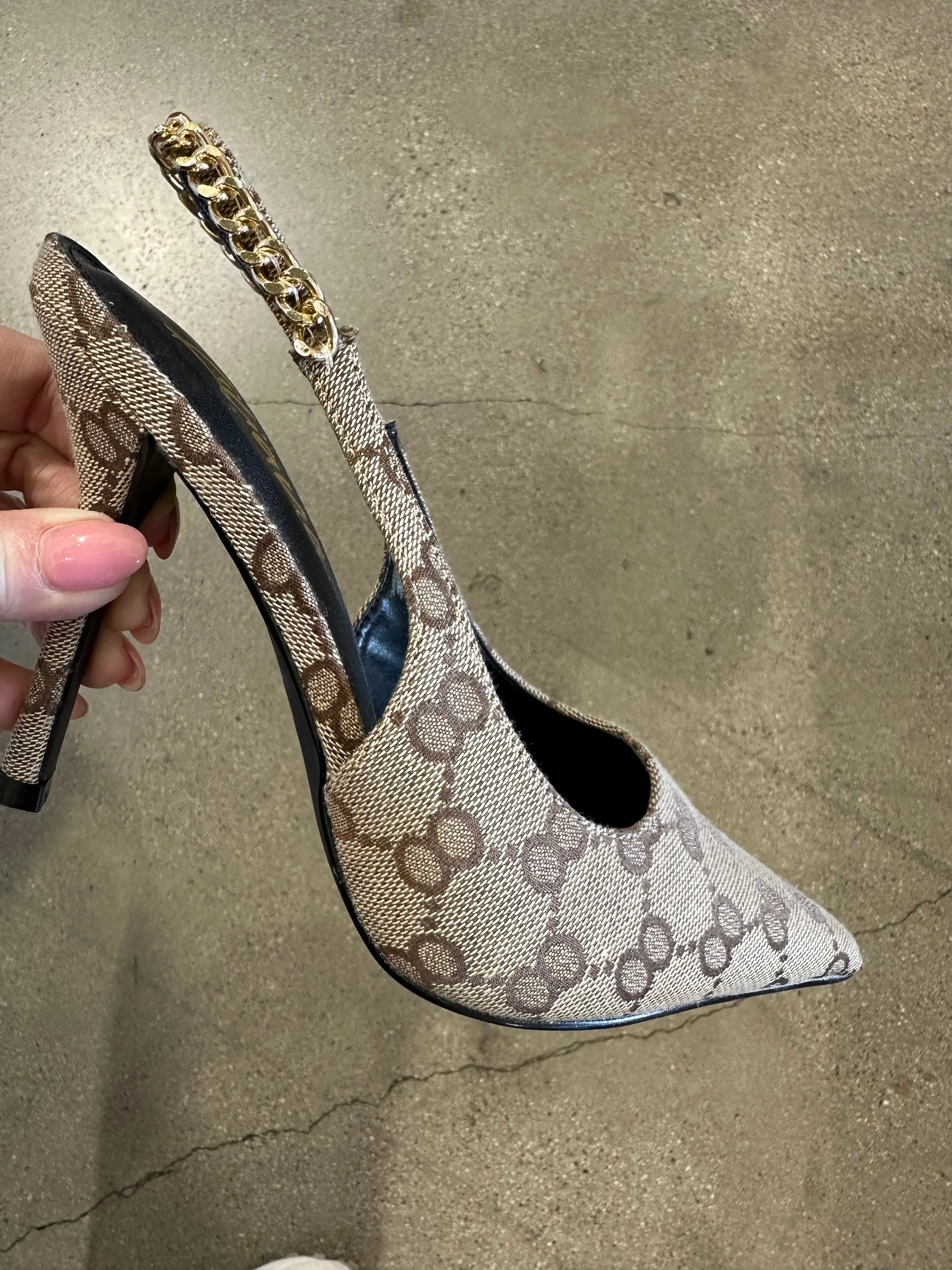 NEW!! Chain Slingback Heels