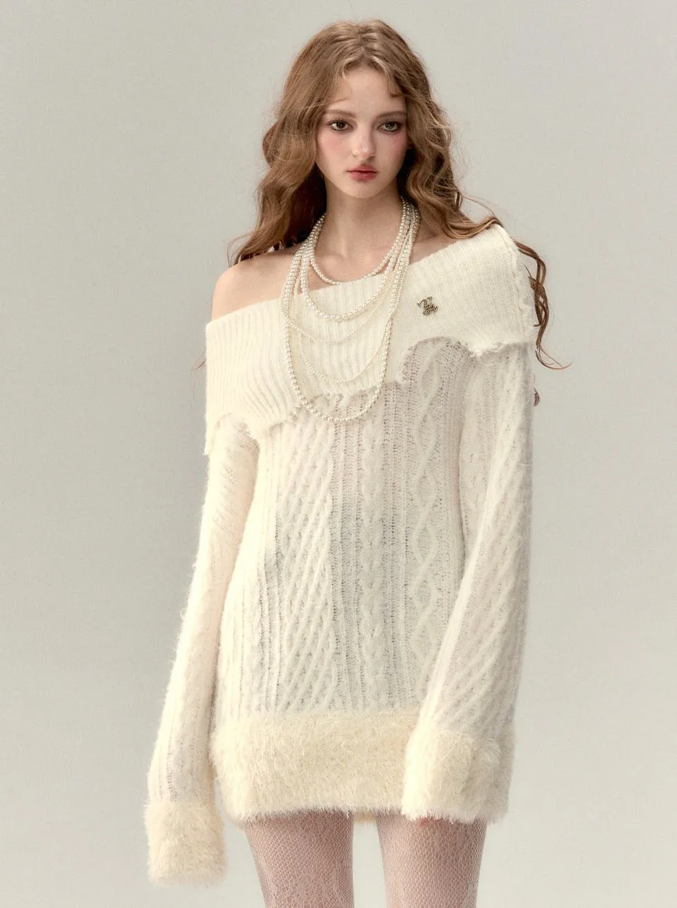 Off-the-shoulder Fur One-pointed Top