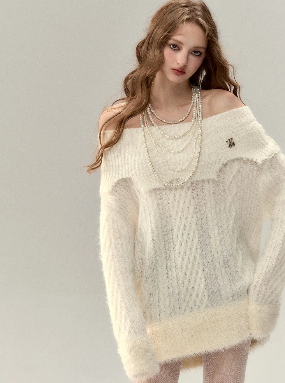 Off-the-shoulder Fur One-pointed Top