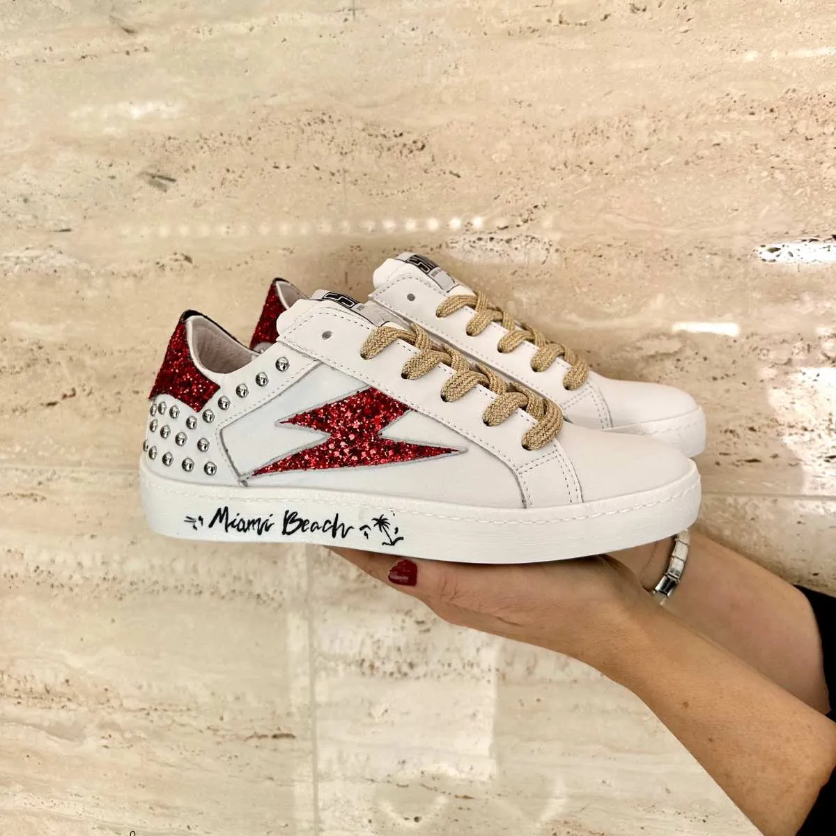 SMR23 Roy A113 White/Red W